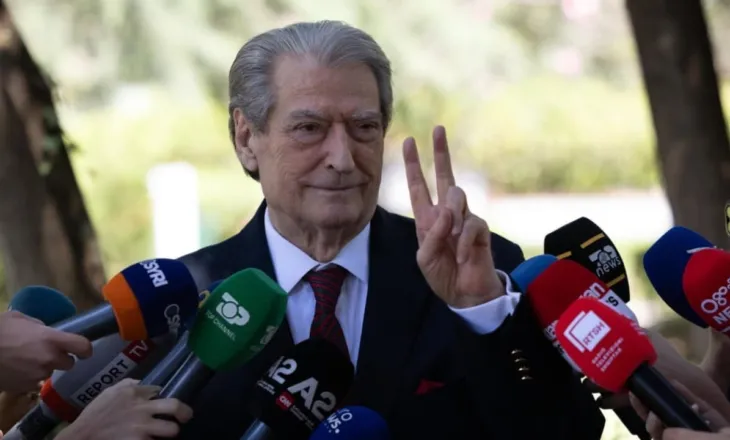 “Nuk kam qenë kurrë non grata”, Berisha: Kam pasur një sanksion, vetëm vizën. Sot u ktheva