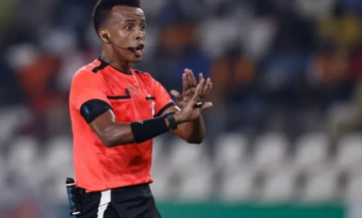 Nuk u lejua të hyjë në SHBA, arbitri nga Somalia shfryn: Po jetoja një ëndërr, por përfundova në burg dhe i dëbuar për shkak të një omonimi