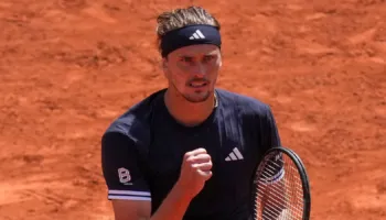 Numri 14 në botë në finalen e Roland Garros pa luajtur, sfidon Zverev për kurorën në Paris