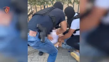 Operacion antidrogë në Tiranë, arrestohet 35-vjeçari me kokainë dhe kanabis, ja zonat ku vepronte