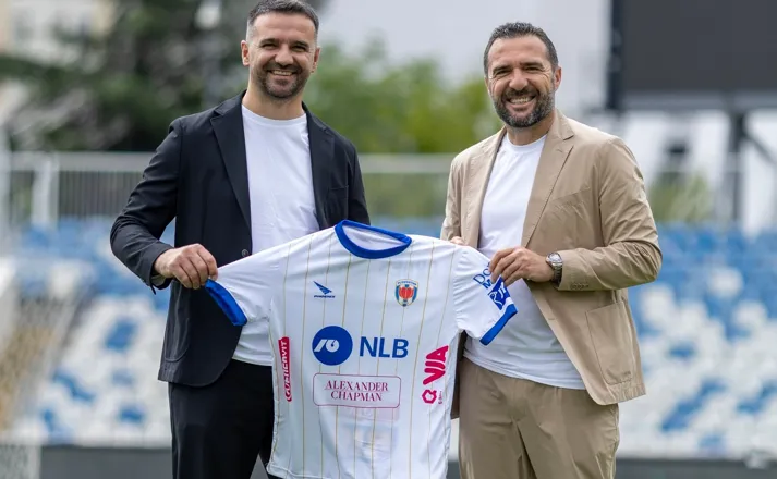 Orges Shehi prezantohet te Prishtina