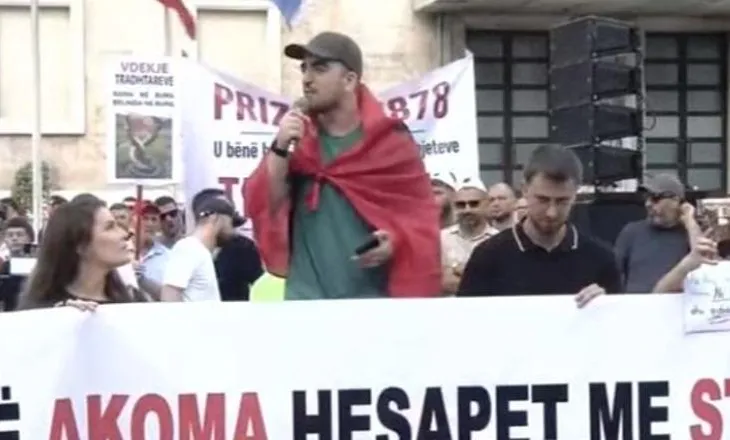 “Pa rini nuk ka Shqipëri”/ Protestuesi para kryeministrisë: Ne jemi makthi i tyre prej 12 ditësh, i ka kapur frika