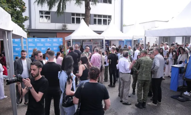 Panairi lidh studentët, 60 kompani në UET dhe TCT, studentët përballë tregut të punës