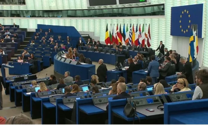 Parlamenti Europian voton për heqjen e imunitetit të deputetit italian