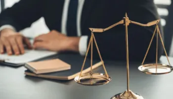 Pas deklaratave të deputetes për kërcënime/ Vjen reagim nga avokati i familjes Bajri