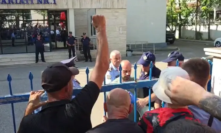 Pas përplasjeve të protesta, lihet i lirë Dritan Goxhaj dhe një tjetër protestues