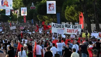PD ndryshon kursin! Nga mbështetja te kundërshtimi i projektit, si ua ndryshoi ‘Zvërneci’ mendjen opozitarëve