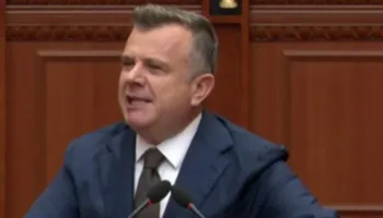 PD njoftoi heqjen e non gratës për Berishën, Balla: Vështirë të hiqet, po e shisni si fitore të protestës