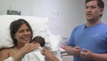 “Për sa kohë ai merrte frymë, unë jetoja”, nëna e re rrëfen se si i mbijetoi tërmetit në Venezuelë bashkë me foshnjën 18 ditëshe