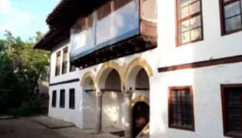 Përfundon restaurimi i Muzeut Arkeologjik të Korçës, nis faza e muzealizimit dhe rijetëzimit