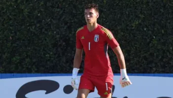 Përsëritet “tradhtia” e Donnarumma-s! Kush është ylli i ri 18-vjeçar që do të largohet falas nga Milan dhe do t’i bashkohet PSG-së?