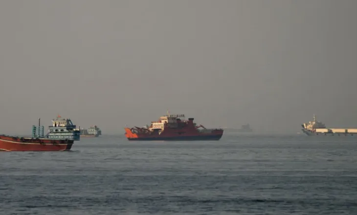 Përshkallëzimi i tensioneve mes SHBA-së dhe Iranit, bie ndjeshëm trafiku tregtar në Ngushticën e Hormuzit