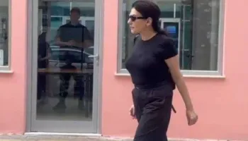 Pjesë e grupit kriminal të AKSHI-t, Mirlinda Karçanaj paraqitet në SPAK