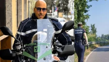 Polici italian humbi jetën ndërsa e ndiqte, dëshmia e Berishës: Kisha hashash me vete