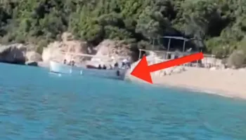Policia bllokon një varkë në Krorëz. I vendos edhe gjobë 5 milionë lekë – VIDEO