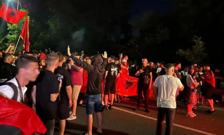 Policia procedon 16 protestues! Publikohen emrat, dy persona në kërkim