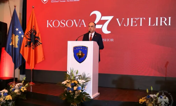 Presidenti Begaj në Prishtinë për 27-vjetorin e çlirimit: Kosova, dëshmi e gjallë se liria fitohet me sakrificë