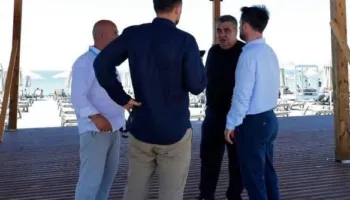 “Prioritet pastërtia dhe siguria”, Gonxhja inspekton plazhet publike të Kavajës: Fokus te aksesi i lirë