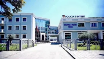 Procedohen nëntë persona në Tiranë për pengim të qarkullimit dhe prishje të qetësisë publike