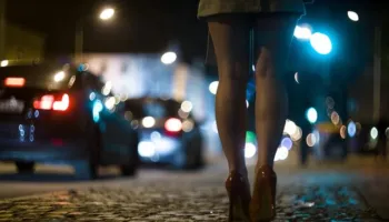 Prostuticion në Fier, arrestohen dy kolumbiane