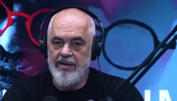 ‘Protesta do të dëmtojë turizmin’, Rama: Në Zvërnec takova njerëz që u masakruan nga “flamingot online”