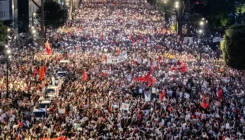 Protesta e 18-të radhazi/ Mijëra qytetarë pritet të dalin edhe sot para Kryeministrisë kundër Edi Ramës