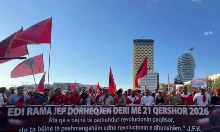 Protesta gjigande, për herë të parë thirrje për dhunë nëse Rama nuk reflekton