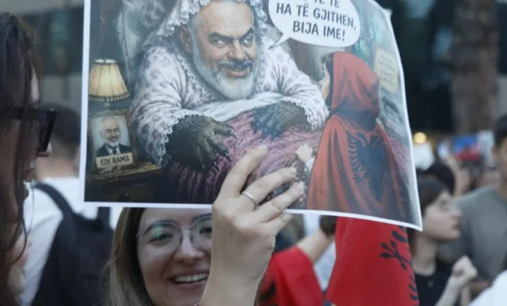 Protesta/ Jehojnë thirrjet në Tiranë: Arrestoni Belindën! Rama dorëhiqu!