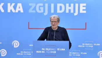 “Protesta më e fuqishme që ka njohur Tirana, Rama të heqë dorë nga anti-mitingu”/ Berisha: Ligjet që kërkoni të anulohen, PD i ka votuar kundër në Parlament