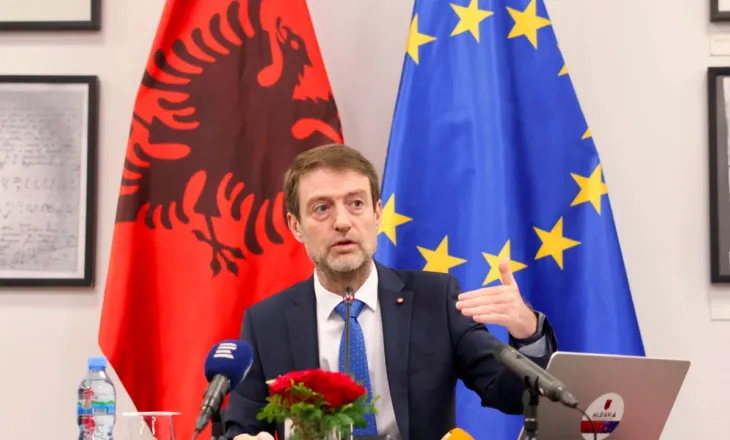 “Protesta nuk e dëmton integrimin”, ministri Ferit Hoxha i përgjigjet gazetarëve të BE-së: Tubimet tregojnë që Shqipëria ka demokraci