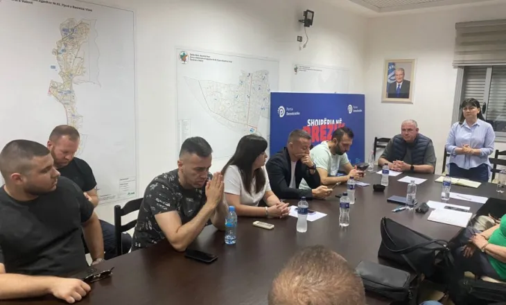 ‘Protesta për hallet e qytetarëve’/ PD Vlorë thërret qytetarët nesër në protestë para bashkisë