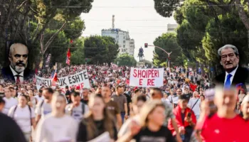 Protesta shkund Ramën dhe Berishën, kreu i PD tentativa për t’i “vjedhur” kauzën protestuesve, nga lëvizja në Kuvend…