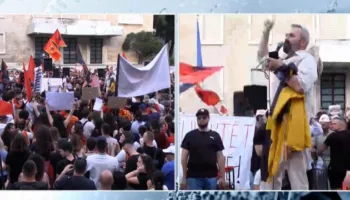 Protestuesi kërkon shembjen e Kryeministrisë: Është e keqja e këtij populli!