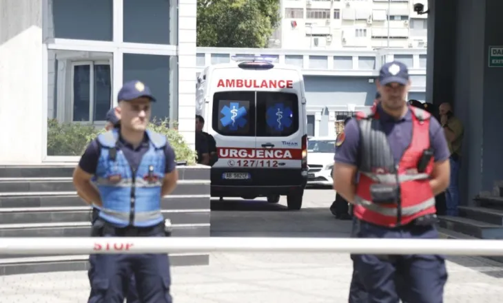 Protestuesit marrin vendimin: Protesta e orës 19:00 do të nisë që tani! Bashkohuni me ne