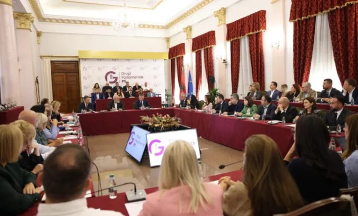 PS mbledh Grupin Parlamentar në fokus integrimi në BE dhe investimi në Zvërnec