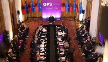 PS mbledh sot Grupin Parlamentar, në fokus integrimi në BE dhe investimi në Zvërnec