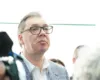 Pse iu kërkua Vuçiçit të mos shkonte në Tivat? Inteligjenca serbe ngre alarmin për jetën e presidentit pas…