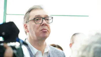 Pse iu kërkua Vuçiçit të mos shkonte në Tivat? Inteligjenca serbe ngre alarmin për jetën e presidentit pas…