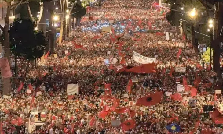 Qëndruan në bulevard pas protestës, policia procedon penalisht 9 persona
