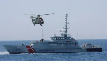 Qitje luftarake në bregdetin e Vlorës, Bashkia: Ndalohet lundrimi e peshkimi në këto zona