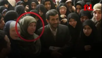 Qytetarja nga Kosova e njohur për foto dhe aktivitete me zyrtarë iranianë, i bashkohet protestës kundër Ramës: Duam Kurtin!