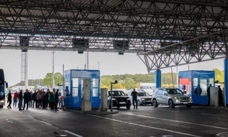 Radhë të gjata dhe fluturime të humbura: BE-ja paralajmëron lehtësime në kufij gjatë verës