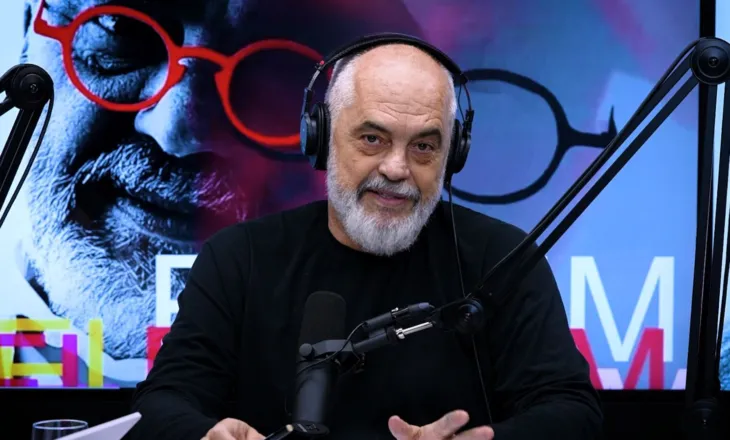Rama pas protestës: Nuk largohem! Turmat janë rrëmbyer nga histeria e algoritmit