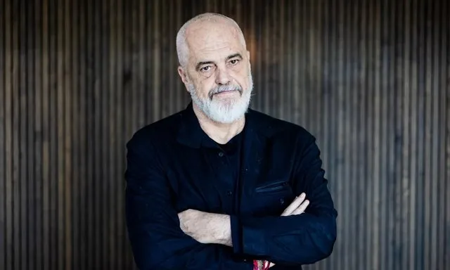 Rama për “Bloomberg”: Projektet turistike strategjike do të vazhdojnë pavarësisht protestave