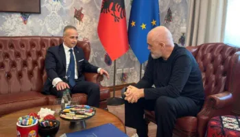 Rama pret ambasadorin turk, në fokus forcimi i mëtejshëm i marrdhënieve mes dy vendeve