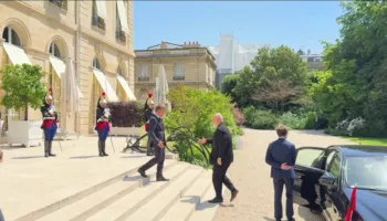 Rama pritet nga Macron në Pallatin Elysee
