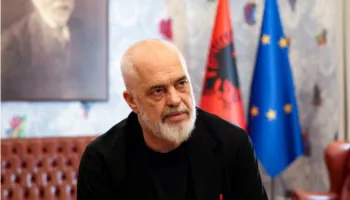 Rama replikon me një protestues: Mendon ndryshe nga unë, por nuk shan dhe nuk deliron online