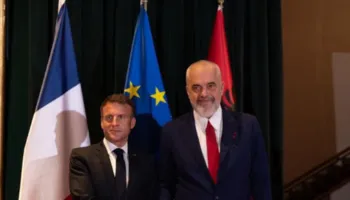 Rama sot në Paris, takim me Macron në Pallatin Elysee