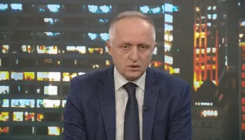 “Rama u kap në befasi”/ Flet gazetari: Ndihet i rrethuar, pakënaqësitë po vijnë edhe nga socialistët