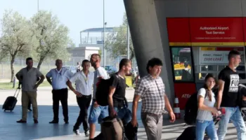 Rekord pasagjerësh në Rinas, Aviacioni Civil: Investime për të shmangur vonesat